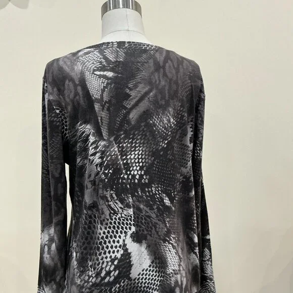 Top - Picture 4 of 5